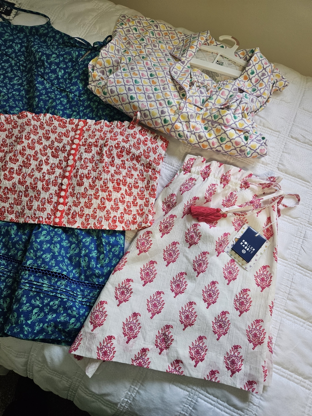 Roller Rabbit x Target Collab Size Large LOT - Picture 3 of 7